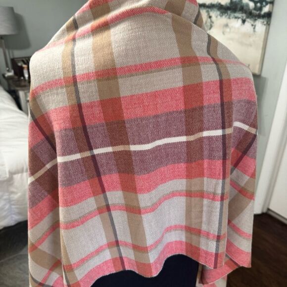 Cashmere and wool blend blanket scarf in Khaki, red and burgundy- EUC! 6.5’x24” - Picture 3 of 4